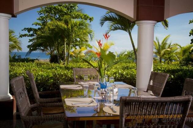 Las Olas Beach Resort - Photo4