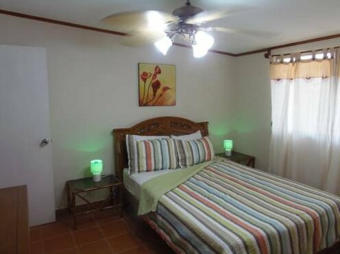 Casa Pacifica with Car - Photo5