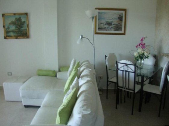 AnnsRental - Photo4
