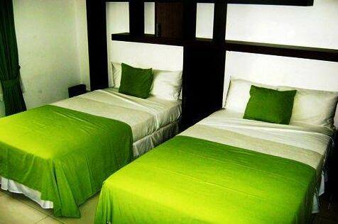 AZ Hotel and Suites - Photo2