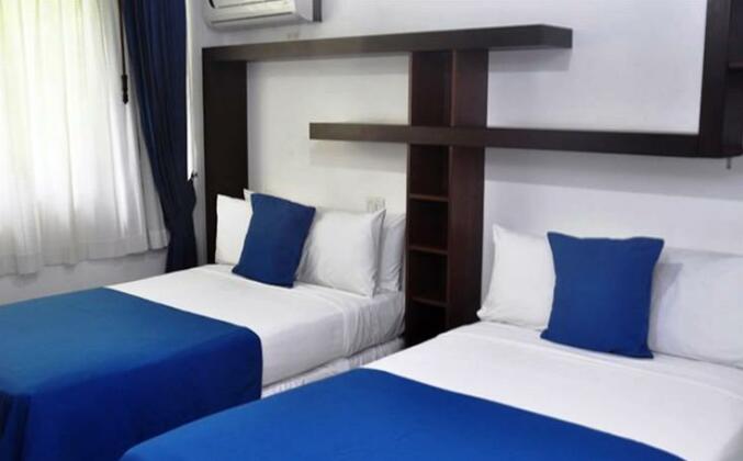 AZ Hotel and Suites - Photo5