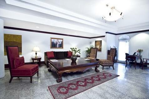 DeVille Hotel - Photo3