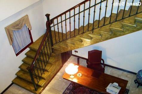 DeVille Hotel - Photo4