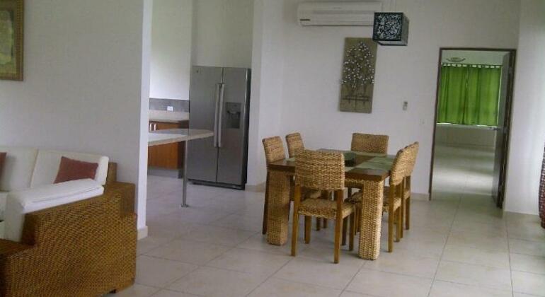 Oceanview Condos on the Causeway - Photo4
