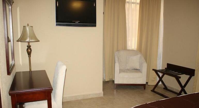 Panama Studio Apartments - Photo5