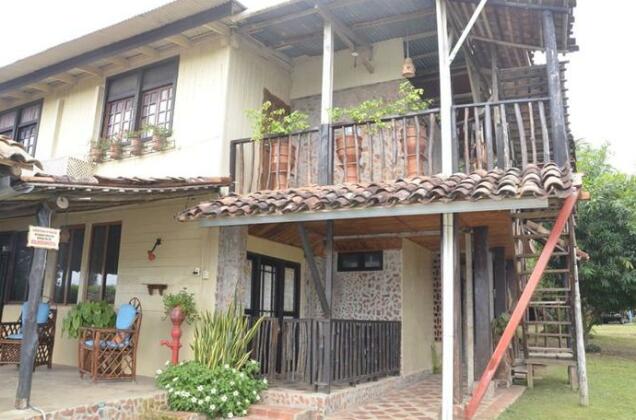 Dim's Hostal