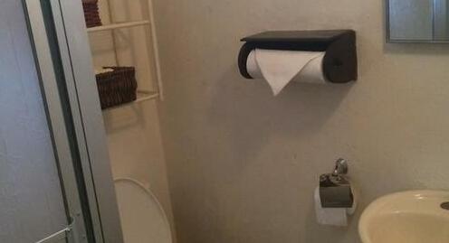 Dim's Hostal - Photo4