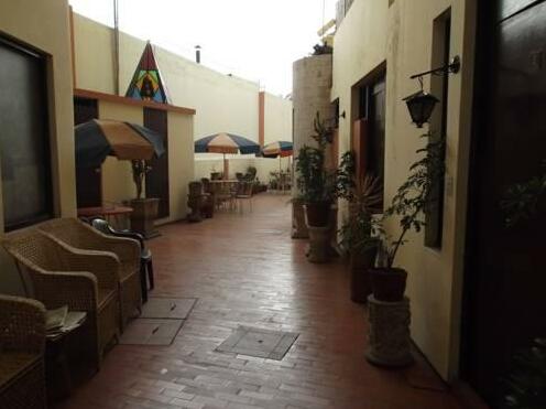 Hostal El Peral - Photo2