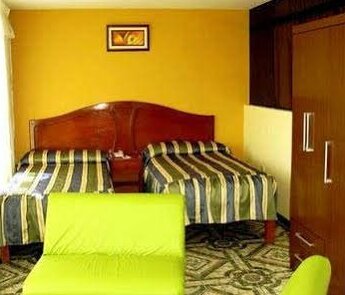 Hostal Souvenir - Photo4