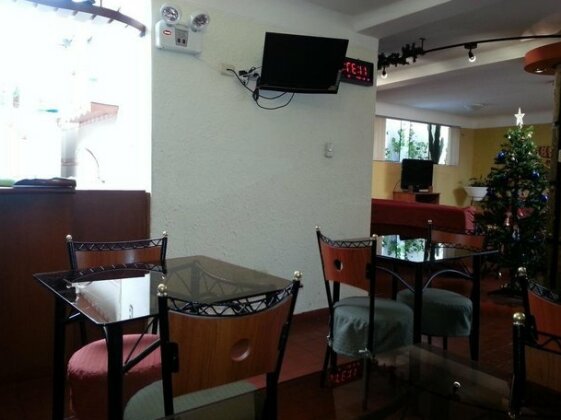 Hostal Tronco de Oro - Photo2