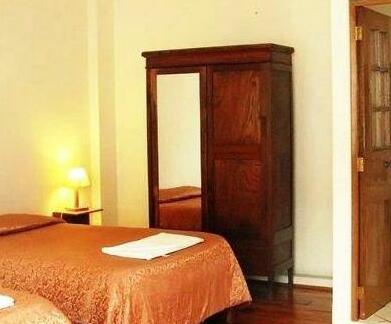 La Compania II - Photo3