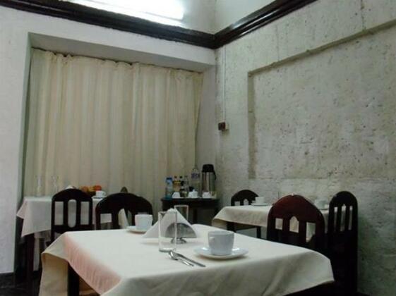 Villa Melgar Hostel - Photo5