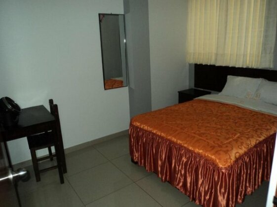 Hostal Roggerio's - Photo4