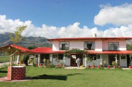 Serranos Hospedaje Lodge