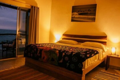 Baja Canoas Hotel