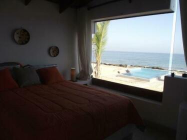 Casa de Playa Canoas Punta Sal