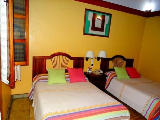 Hostal Kollaron - Photo4