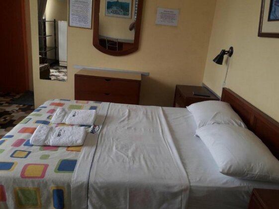 HOSTAL HOGAR 3 Estrellas - Photo4