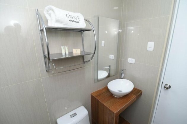 Hotel Escala - Photo4