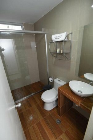 Hotel Escala - Photo5
