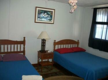 Maykinho's Hostel Colan