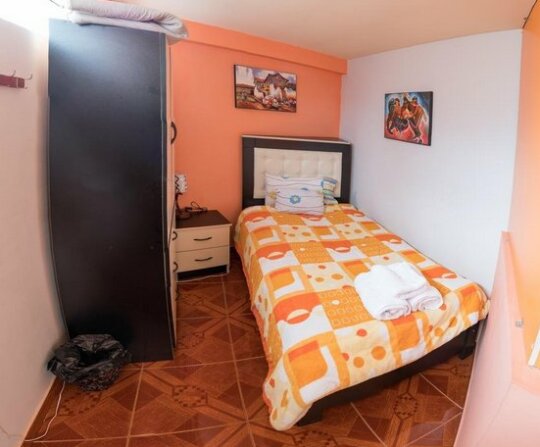 Carlos Guest House Cusco 2 - Photo5