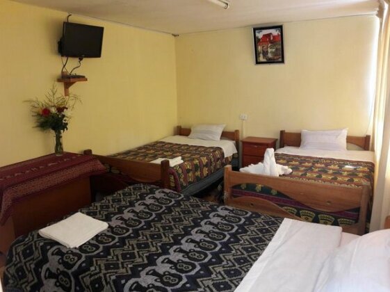 Yuris House Hotel II - Photo5