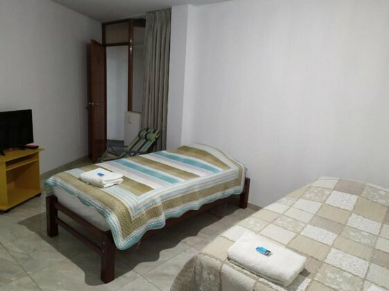  Photo 3