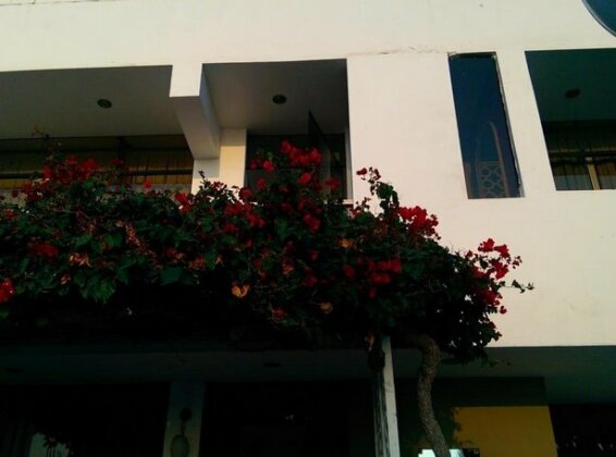 Hostal La Rivera