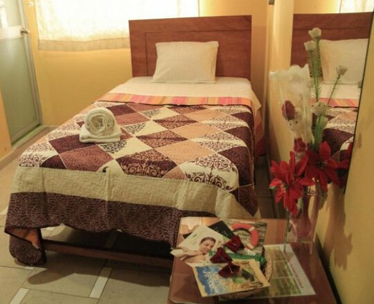Hostal Spring - Photo2