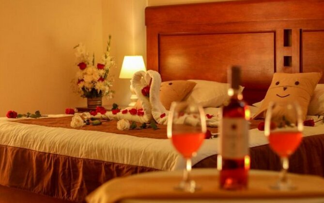 Hotel El Parral Suite - Photo3