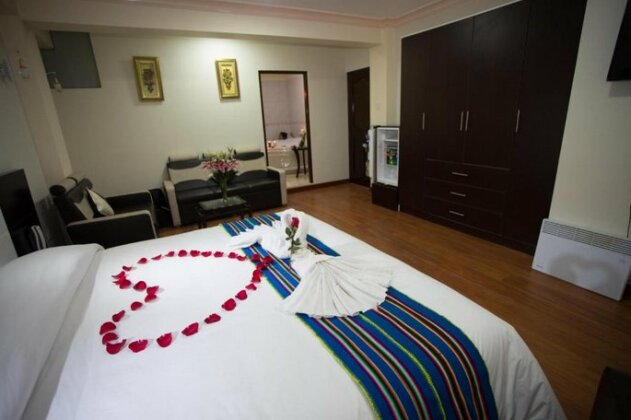 Korimarka Suite Hotel - Photo2