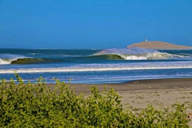 Pache Surf House