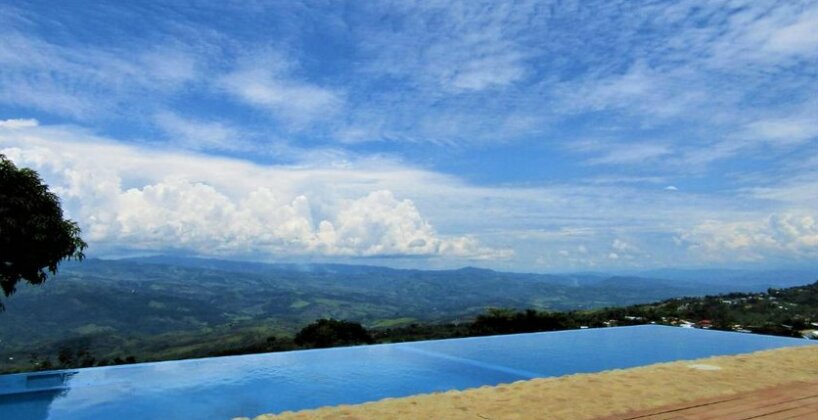 El Tuity - Photo3
