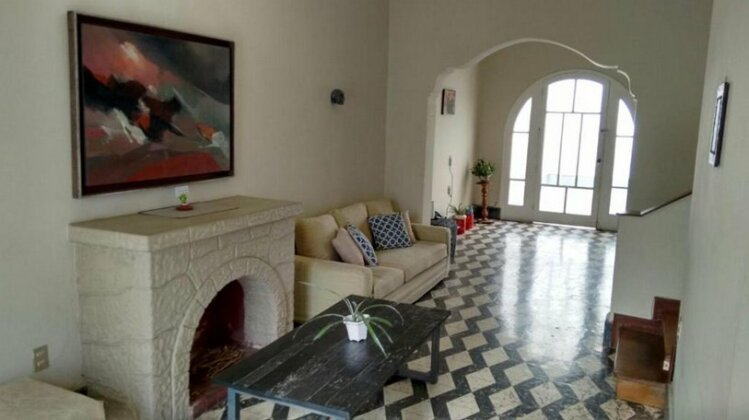 Cozy and Comfortable Home in MIRAFLORES - Photo2