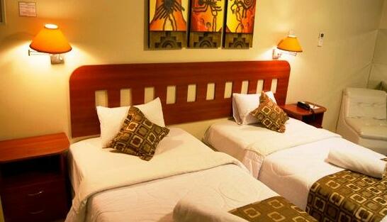 Inkari Suites Hotel - Photo4
