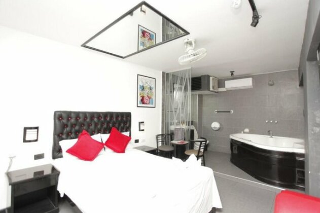MVH Hotel - Photo2