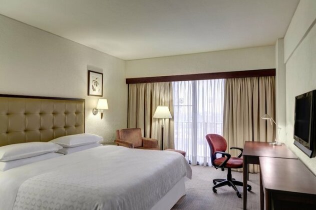Sheraton Lima Hotel & Convention Center - Photo3