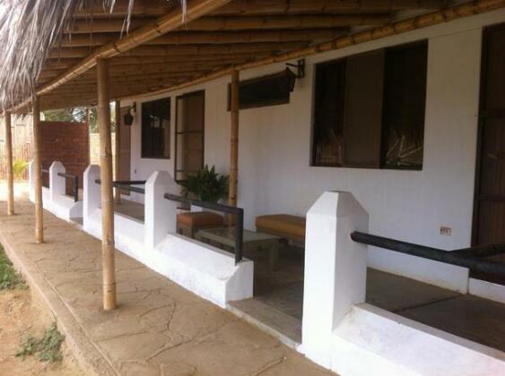 Albergue Punta Lobitos - Photo2