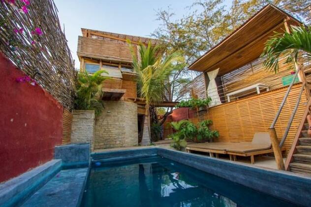 Eco Lodge