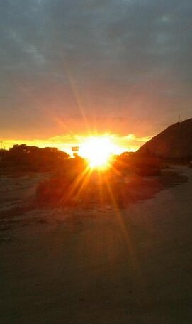 Gandhi Surf Camp - Photo3