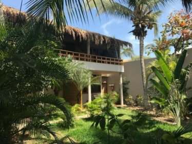 Los Corales
