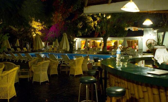 Hotel Majoro - Photo2