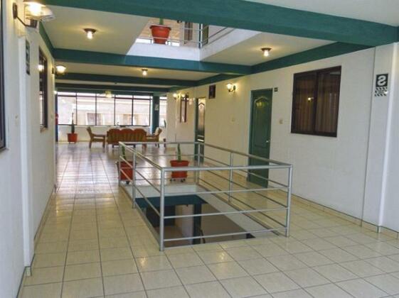 Libon's Hotel - Photo2