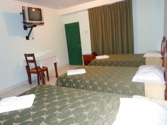Libon's Hotel - Photo3
