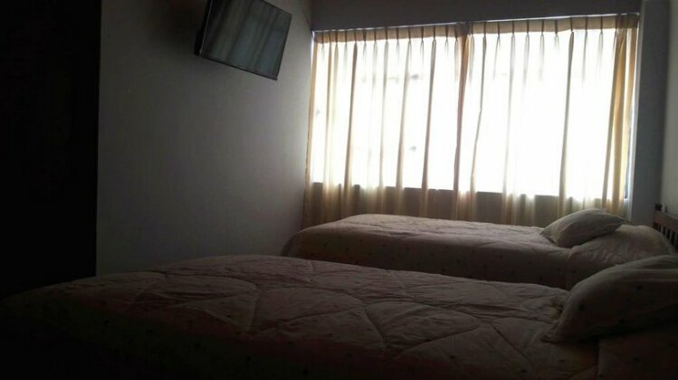 Hostal Arias - Photo4