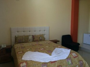 Hostal Malibu Puerto Maldonado