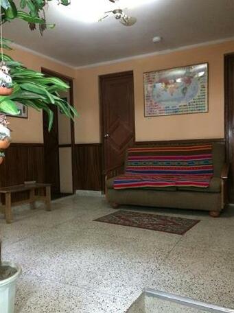 Hostal Los Pinos Inn - Photo2