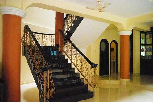 Hotel Ciudad del Lago - Photo2