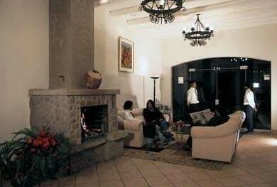 Plaza Mayor Hotel - Photo3